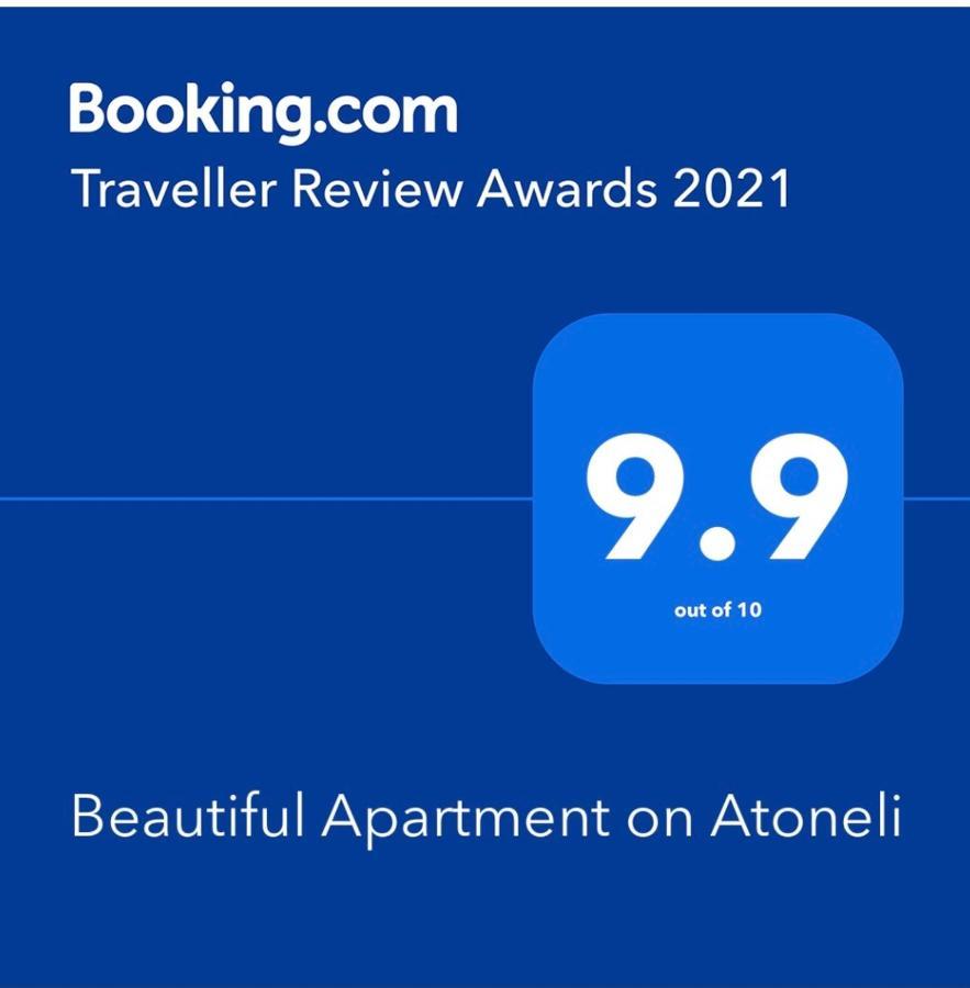 Beautiful Apartment On Atoneli Tbilisi Esterno foto